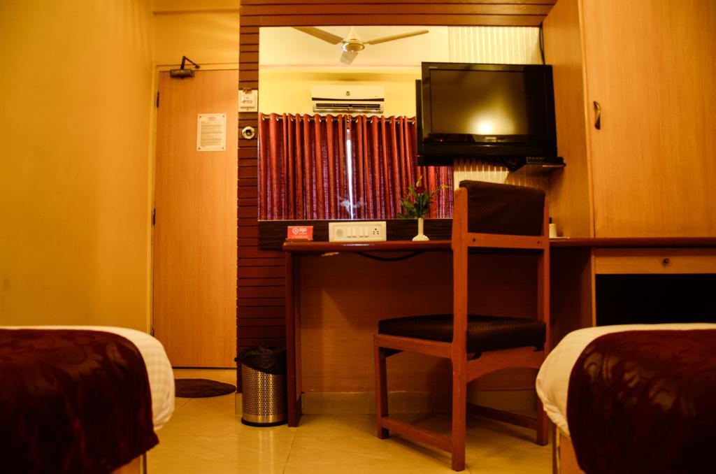 Oyo Rooms Bandra West Mumbai Room photo